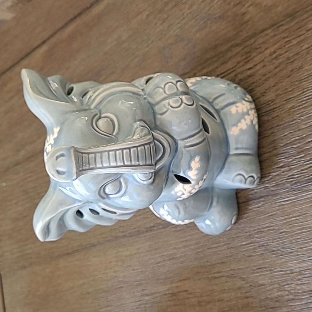 Elephant figurine